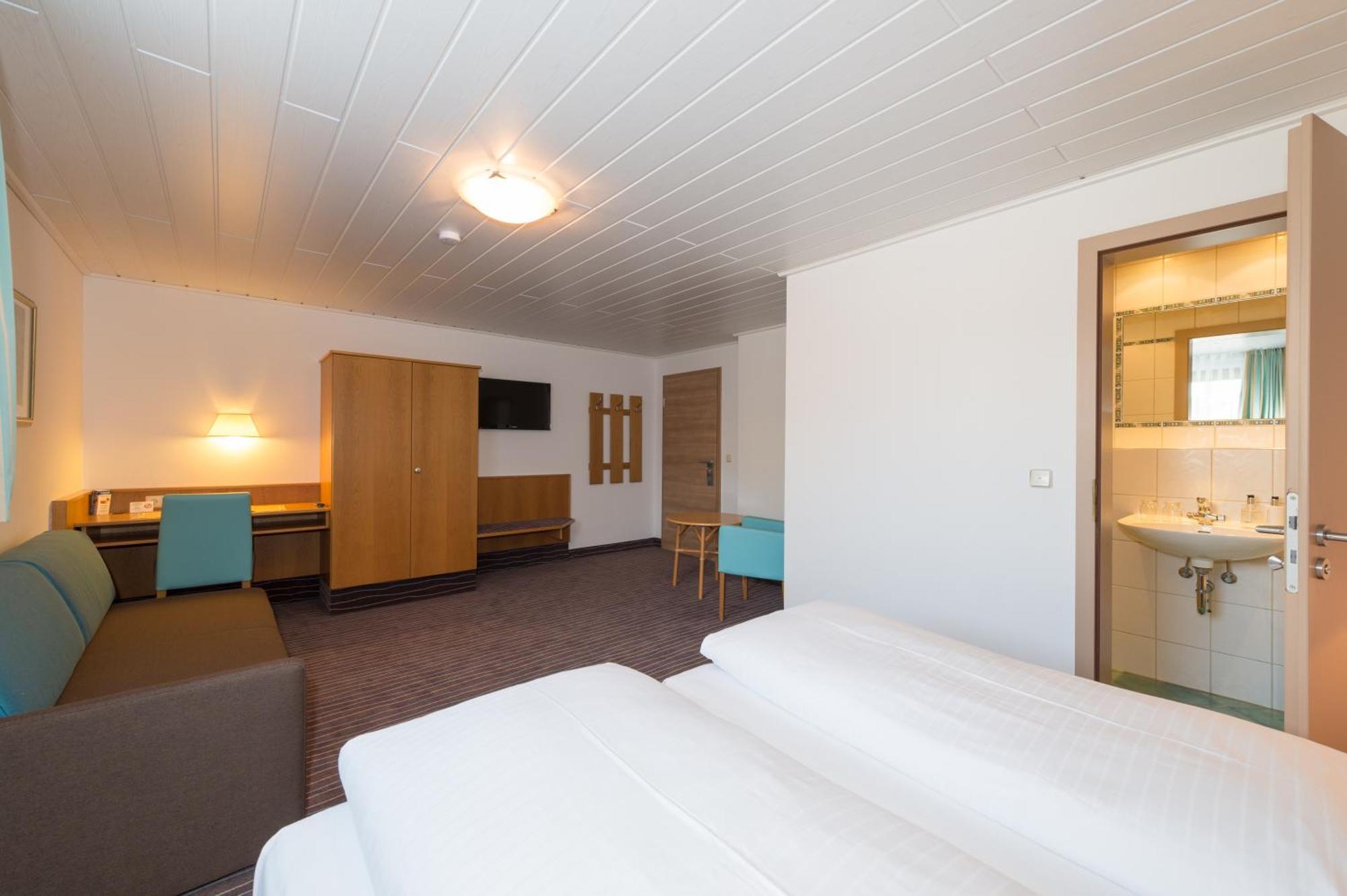 Hotel Schneider Алерсберг Стая снимка