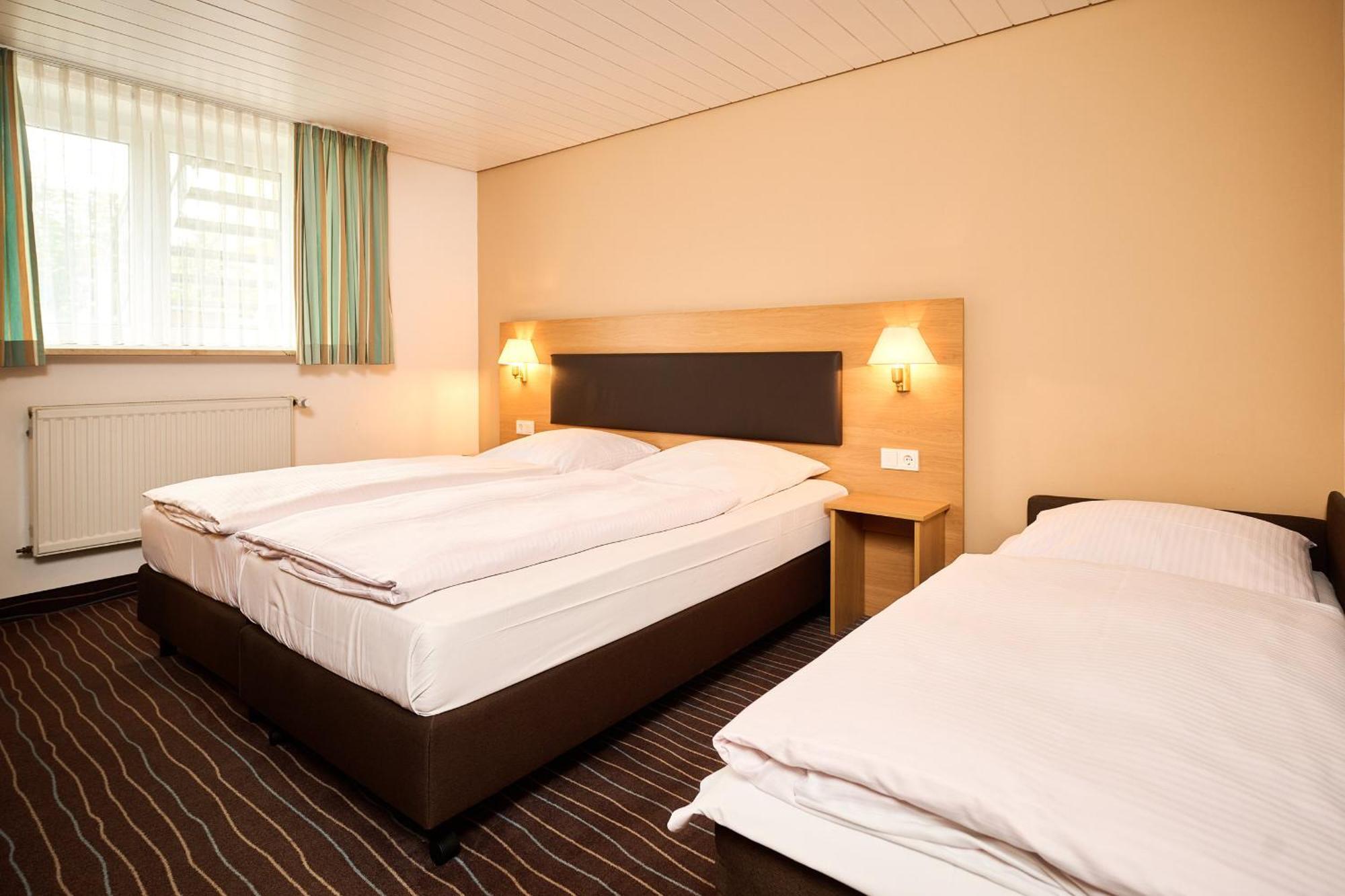 Hotel Schneider Алерсберг Стая снимка