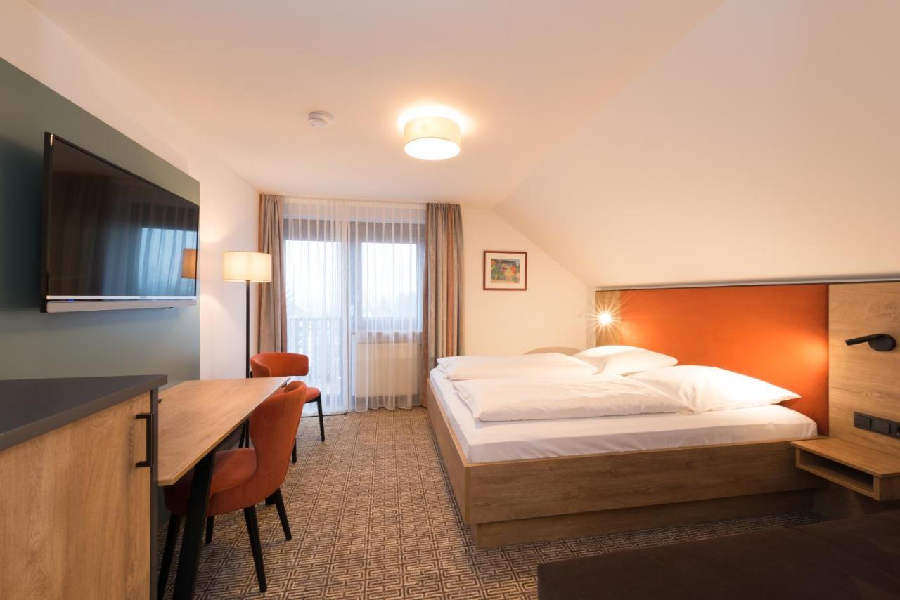 Hotel Schneider Алерсберг Екстериор снимка